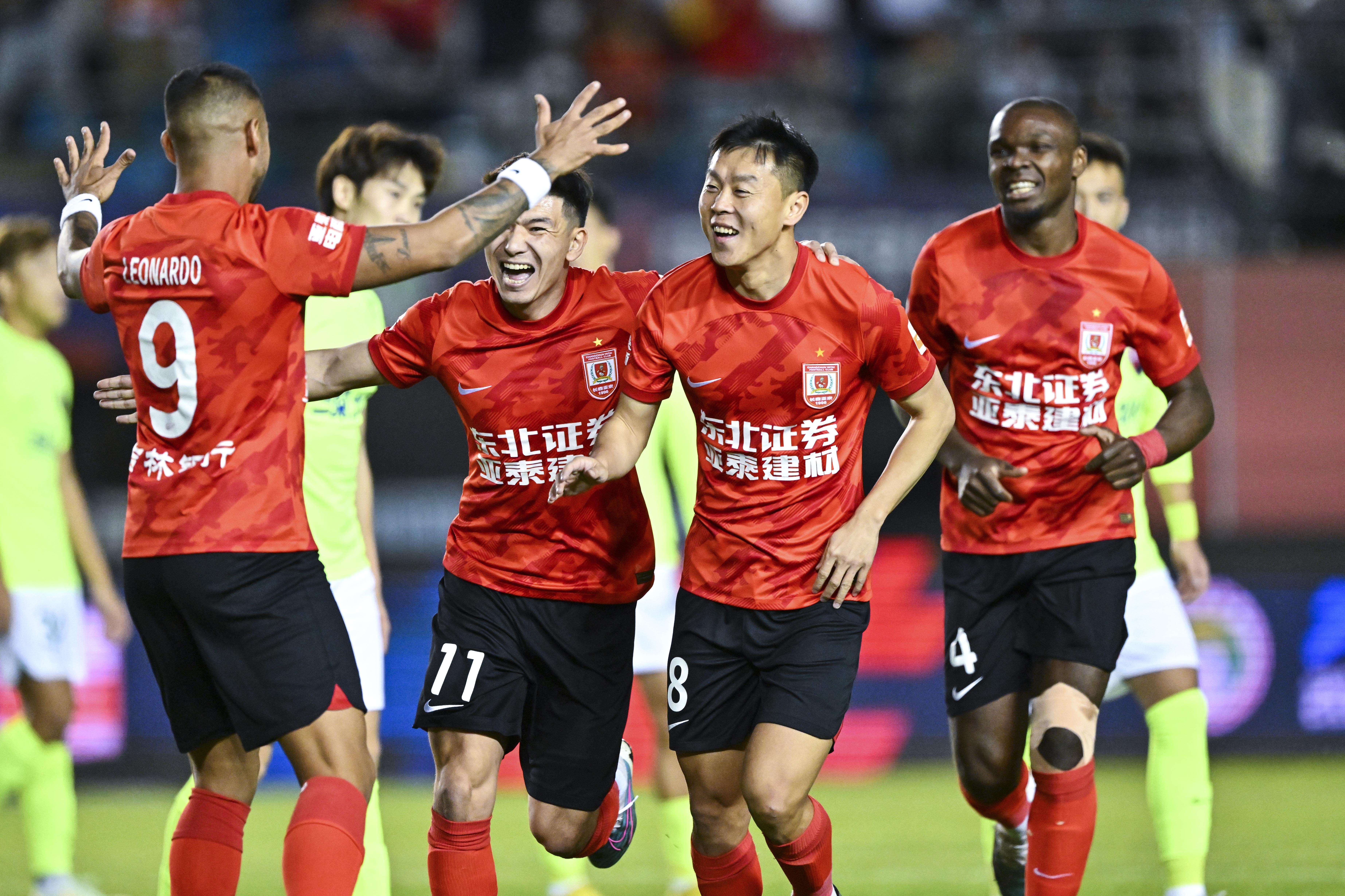 长春亚泰主场战胜河北华夏幸福，连胜表现的简单介绍